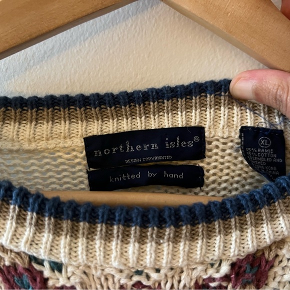 Multicolor Patterned Sweater - Picture 3 of 3